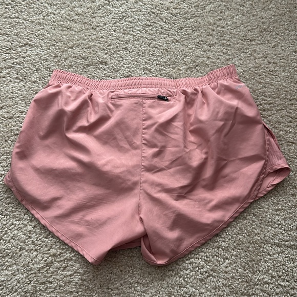 Nike Dry Fit Light Pink Workout Shorts, Women’s Medium - Picture 6 of 8